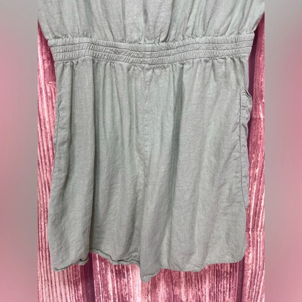 Zara sage green linen short sleeve V-neck elastic button front romper size M